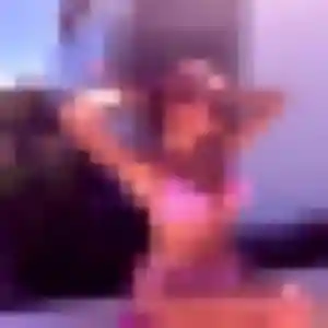 Photo perso de Ahlam, 34 ans à Flangebouche - plan discret