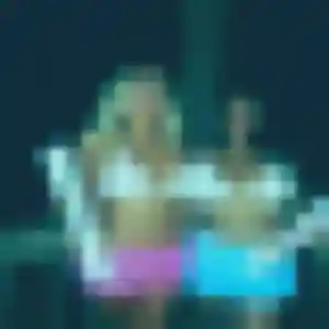 Photo de Houda à Fleurines (39 ans) - beurette discret