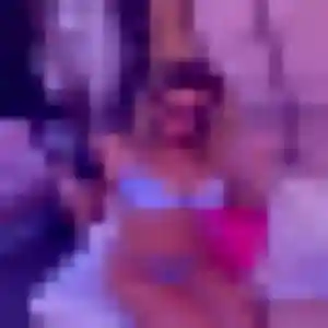 Rym, fille de 40 ans cherche beurette à Fleury