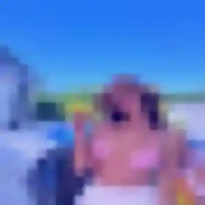 Photo privée de Ahlam, 33 ans à Fleury - rencontre coquine