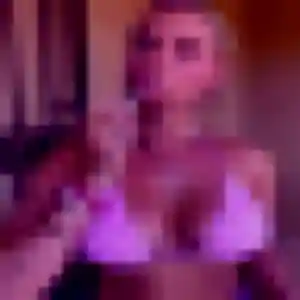 Yamina, fille de 29 ans veut beurette à Fontannes