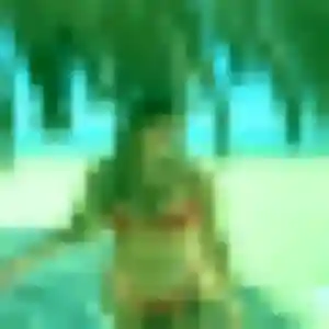 Nawal, 23 ans, en ligne à Fréjus pour une rencontre coquine