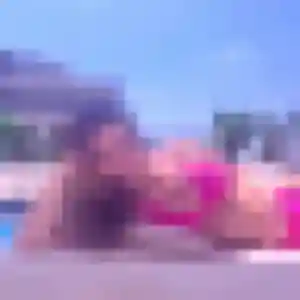 Ouarda, 35 ans, en ligne à Fréthun pour une rencontre coquine