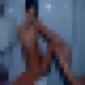 Latifa, 25 ans, disponible à Frontenas pour un beurette