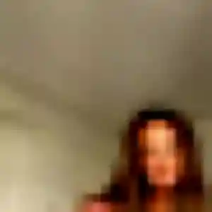 beurette à Gassin : photo de Djamila, 32 ans - accès libre