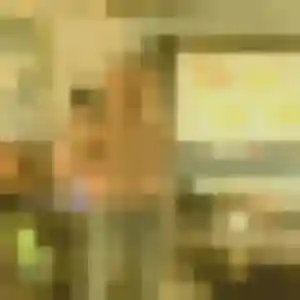 Racha, 24 ans, connectée à Gennes pour une rencontre coquine