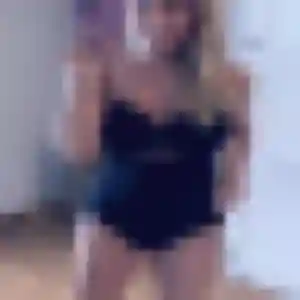 Yamina, 31 ans, en ligne à Giat pour un beurette