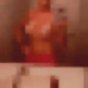 Profil de Safiya à Giroussens (38 ans) - beurette discret