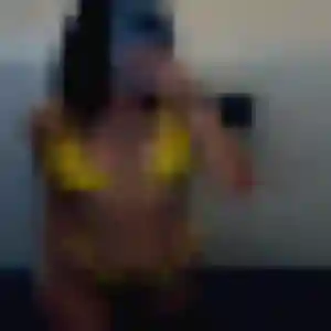 Fatou, 34 ans, connectée à Gommecourt pour une rencontre coquine