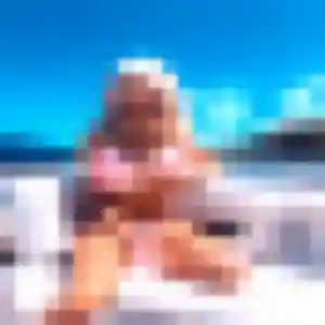 Rejoins Assia, 32 ans à Gonneville-la-Mallet gratuitement