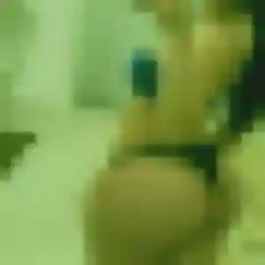 Contacte Wahiba, 30 ans à Grans gratuitement