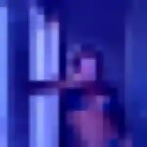 Découvre Amira, 32 ans à Graye-sur-Mer gratuitement