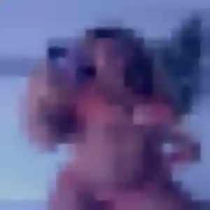 Nadia, 39 ans, connectée à Grenay pour une rencontre coquine