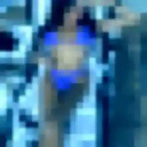 Photo de Hind à Grisolles (38 ans) - beurette anonyme
