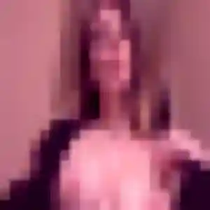 Tinhinane, 42 ans, connectée à Groix pour une rencontre coquine