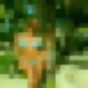 Ouarda, 25 ans, disponible à Groléjac pour une rencontre coquine