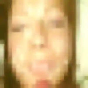 Sana, 25 ans, veut un beurette à Gron