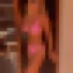 Farida, 29 ans, disponible à Gruchet-Saint-Siméon pour une rencontre coquine