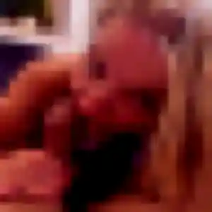 Rencontre Latifa, 23 ans à Guessling-Hémering gratuitement