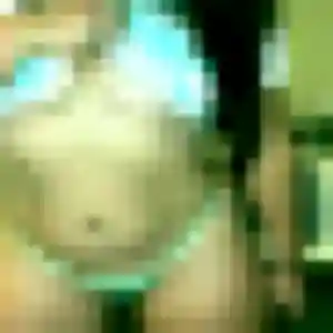 Lamia, femme de 31 ans cherche beurette à Hambach