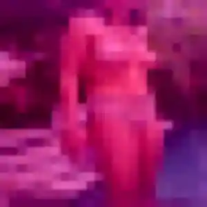 Dihya, femme de 41 ans cherche beurette à Hambye