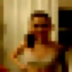 Dounia, 36 ans, connectée à Harcourt pour une rencontre coquine
