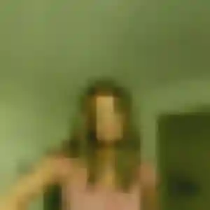 Sabrina, 28 ans, en ligne à Hauts de Bienne pour une rencontre coquine