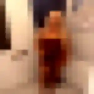 Rym, 22 ans, connectée à Hendaye pour une rencontre coquine