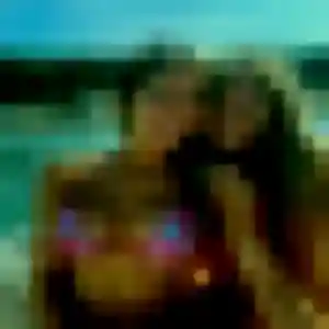 Nawal, 36 ans, connectée à Henvic pour une rencontre coquine