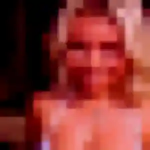 Naila, femme de 26 ans cherche beurette à Hérissart