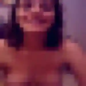 Contacte Fatiha, 32 ans à Heugas en privé