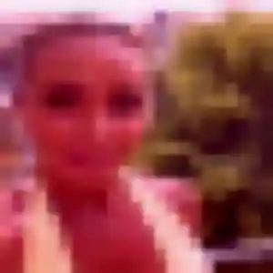 Farah, 41 ans, en ligne à Hombourg pour un beurette