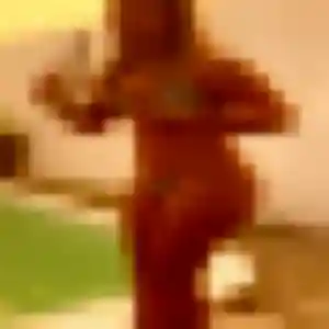 Contacte Nesrine, 26 ans à Homécourt gratuitement