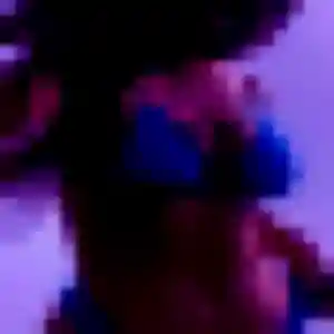 Photo privée de Alya, 27 ans à Hondainville - plan discret