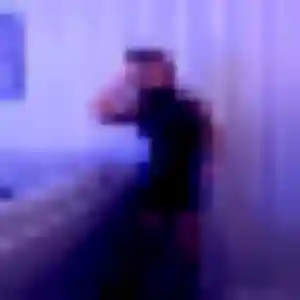 Yasmine (22 ans) à Huppy attend un beurette rapidement