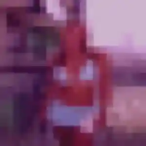 Photo de Zineb à Huriel (23 ans) - beurette discret