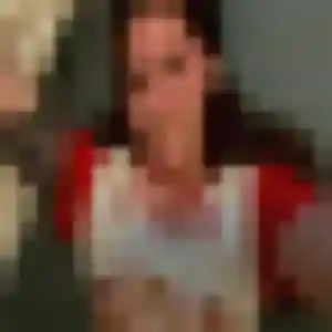Contacte Alina, 29 ans à Hypercourt gratuitement