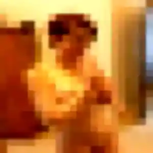 Rejoins Nawal, 33 ans à Igé en privé