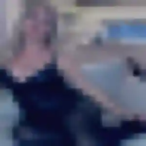 Zahra, 34 ans, en ligne à Igon pour une rencontre coquine