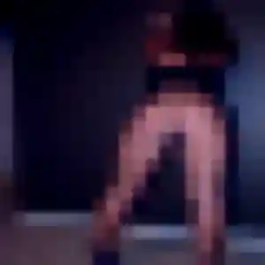 Photo de Aya à Irodouër (38 ans) - beurette discret