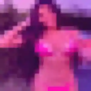 Charmante Dina, 35 ans à Isneauville - la contacter