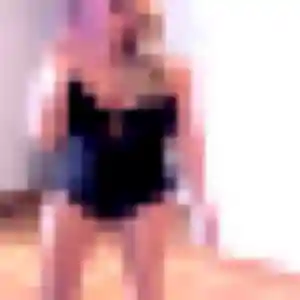 Kenza, 41 ans, en ligne à Issy-les-Moulineaux pour un beurette