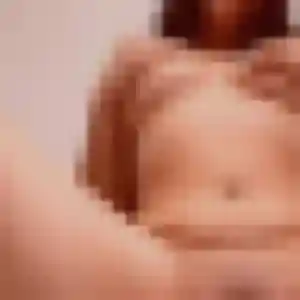 Fatiha, 31 ans, connectée à Jargeau pour une rencontre coquine