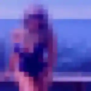 Découvre Nadia, 34 ans à Jumeauville en privé