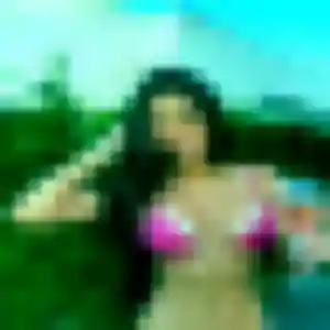 Safia (25 ans) à Juniville propose un beurette ce soir