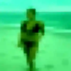 Tinhinane, 23 ans, veut un beurette à La Bonneville-sur-Iton