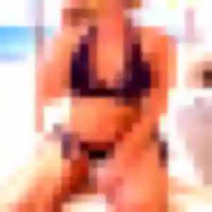 Lamia, 41 ans, en ligne à La Celle-sur-Loire pour une rencontre coquine