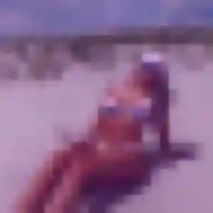 Najat, femme de 24 ans cherche beurette à La Celle