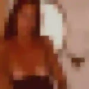 Nawal de La Chartre-sur-le-Loir, 29 ans - beurette sans lendemain