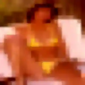 Photo privée de Samira, 26 ans à La Ferrière-en-Parthenay - rencontre coquine